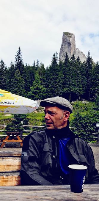 Portait eines Gastes bei geführte Motorradtour nach Rumänien
